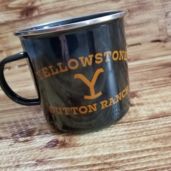 Yellowstone Dutton Ranch Campfire Black Enamel Mug 21oz Tin Metal Paramount NWT - Picture 4 of 6